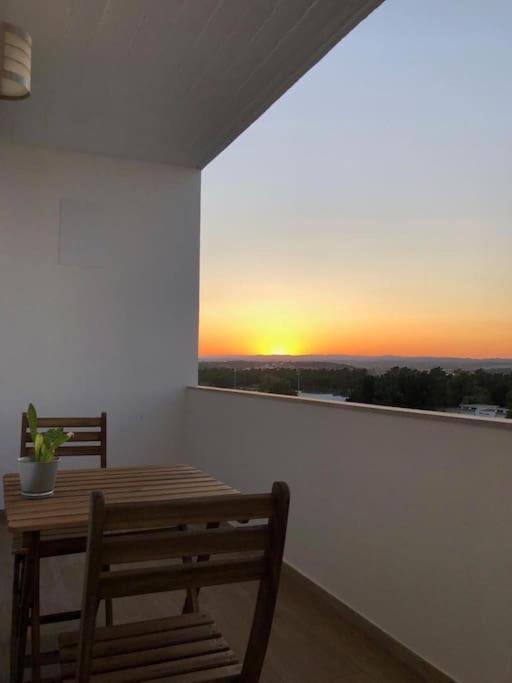 Apartamento T2 Montegordo A 500 M Da Praia Monte Gordo Exteriör bild